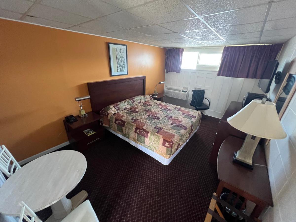Hollander Motel 2*